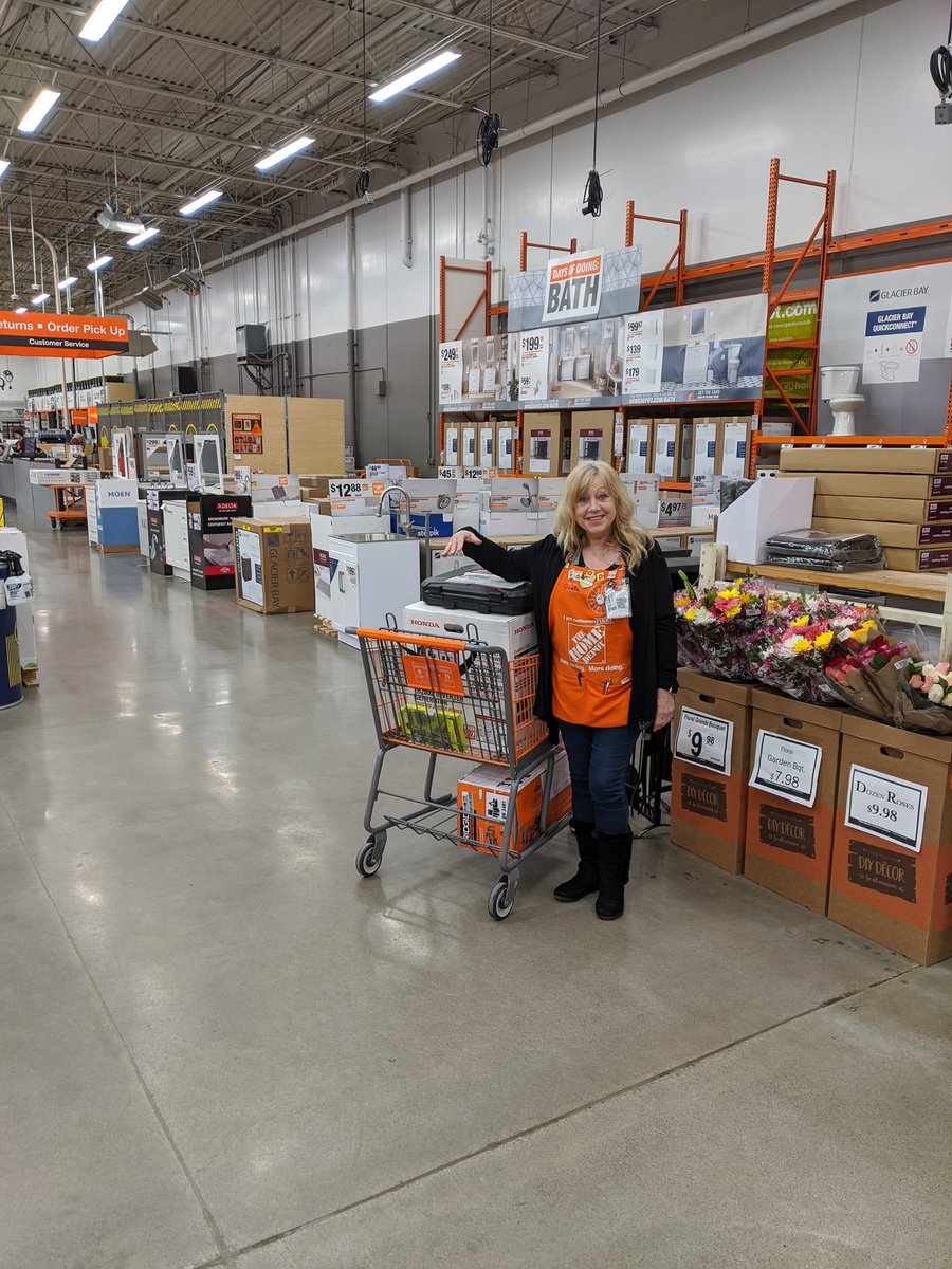 Right on! Gretta and Marie catching 3k trying to leave on theft not in our aisles
 <a href="/geri4015/">Geri Downs</a> <a href="/Beckysnell6/">Becky Snell</a> <a href="/Ryc2nr/">Davey Olson</a> <a href="/huffdaddy503/">Mike Hufford</a>