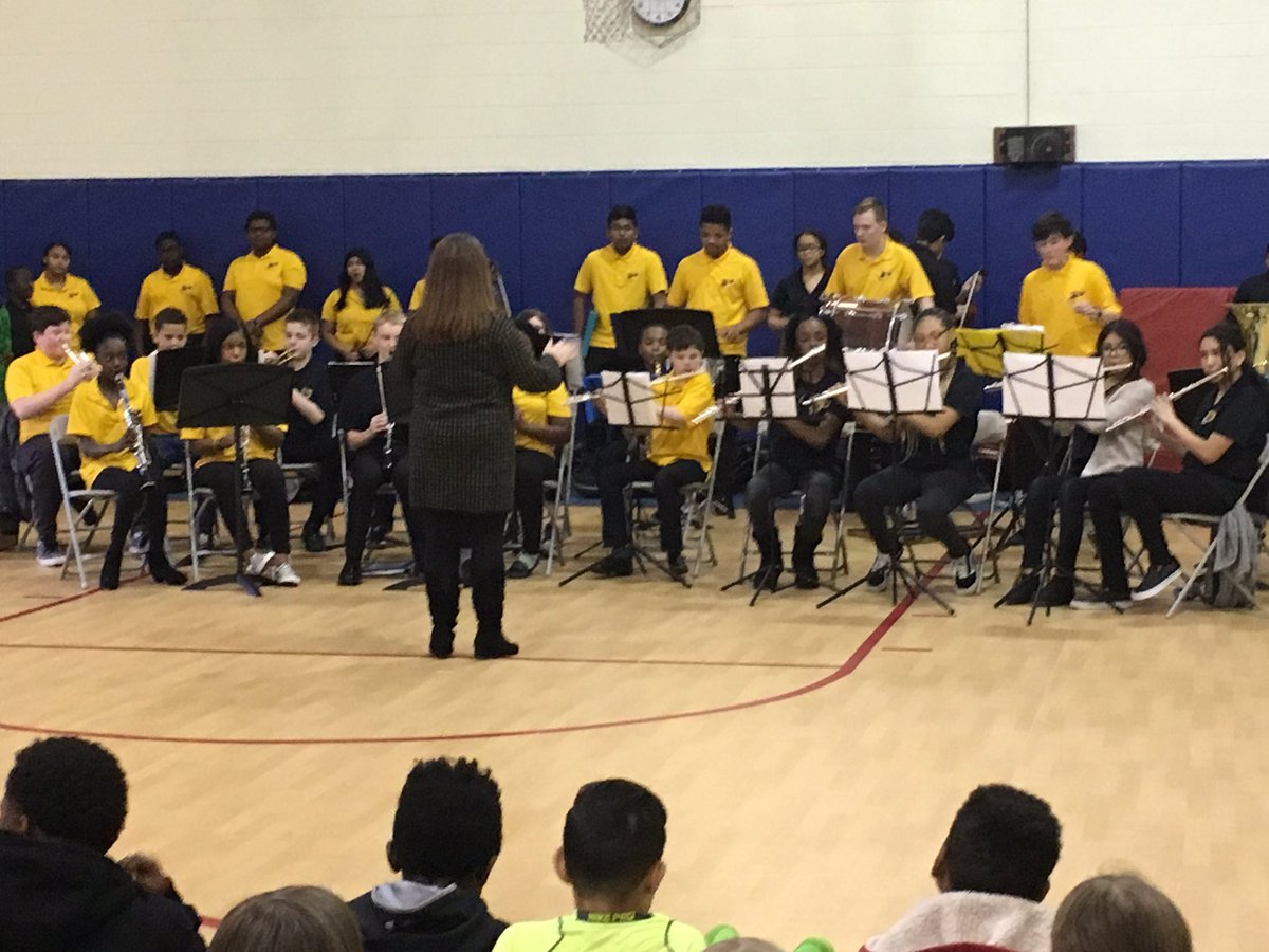 prov_elem's tweet image. Thank you Providence Middle Band, Orchestra, and Chorus! You all are amazing and our fifth graders are excited for their future in music 🎼 #oneccps #ccpsperform @PVMSRams @ccpsinfo
