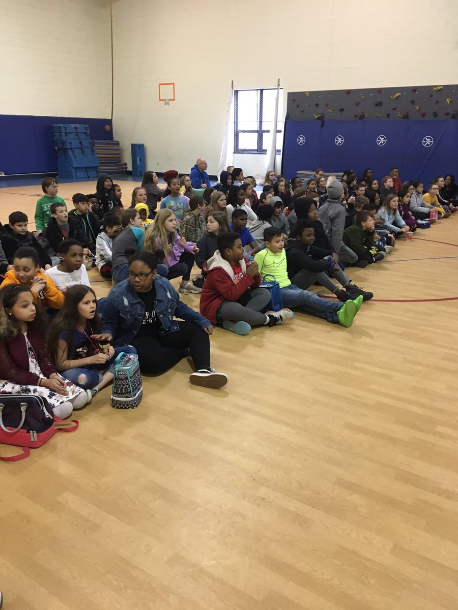 prov_elem's tweet image. Thank you Providence Middle Band, Orchestra, and Chorus! You all are amazing and our fifth graders are excited for their future in music 🎼 #oneccps #ccpsperform @PVMSRams @ccpsinfo