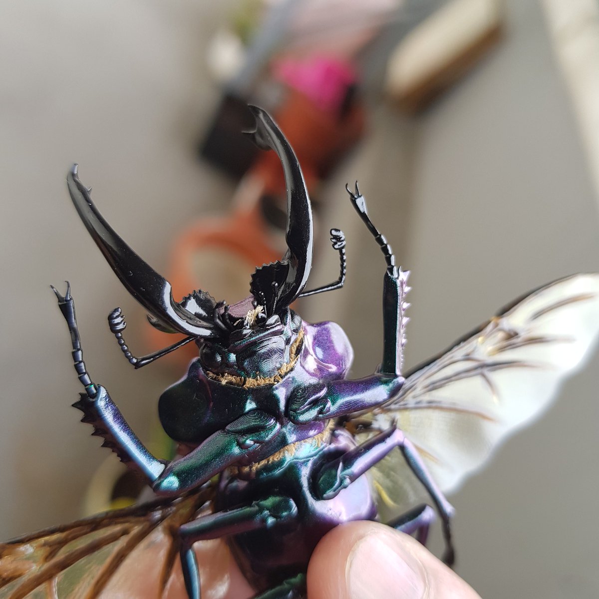 William_3DIN's tweet photo. 牠剛完成羽化
有點脆弱~不可以用力抓

#彩虹鍬形蟲
#beetle
#Lucanidae
#Toy
#sculpture
#modelkit
#animals
#resinkit
#resincast
#resinmodel
#cast
#kit https://t.co/l8hKFCbde4
