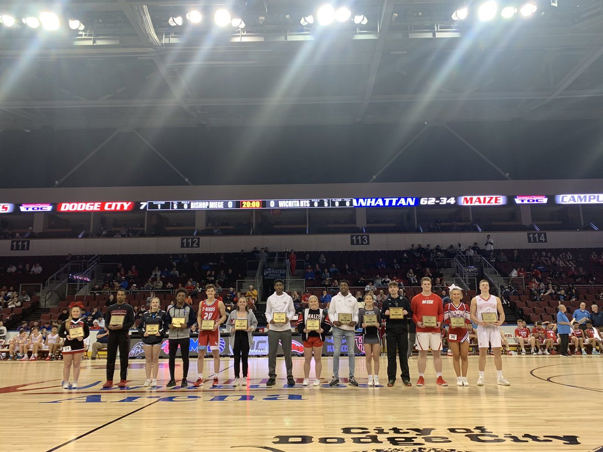 It’s tough going on a three day road trip and expected to be Great all 3 days when you’re a high schooler.  From Basketball, Cheer, Trainers and 060 they represented USD 261 with Excellence. Super Proud of them!