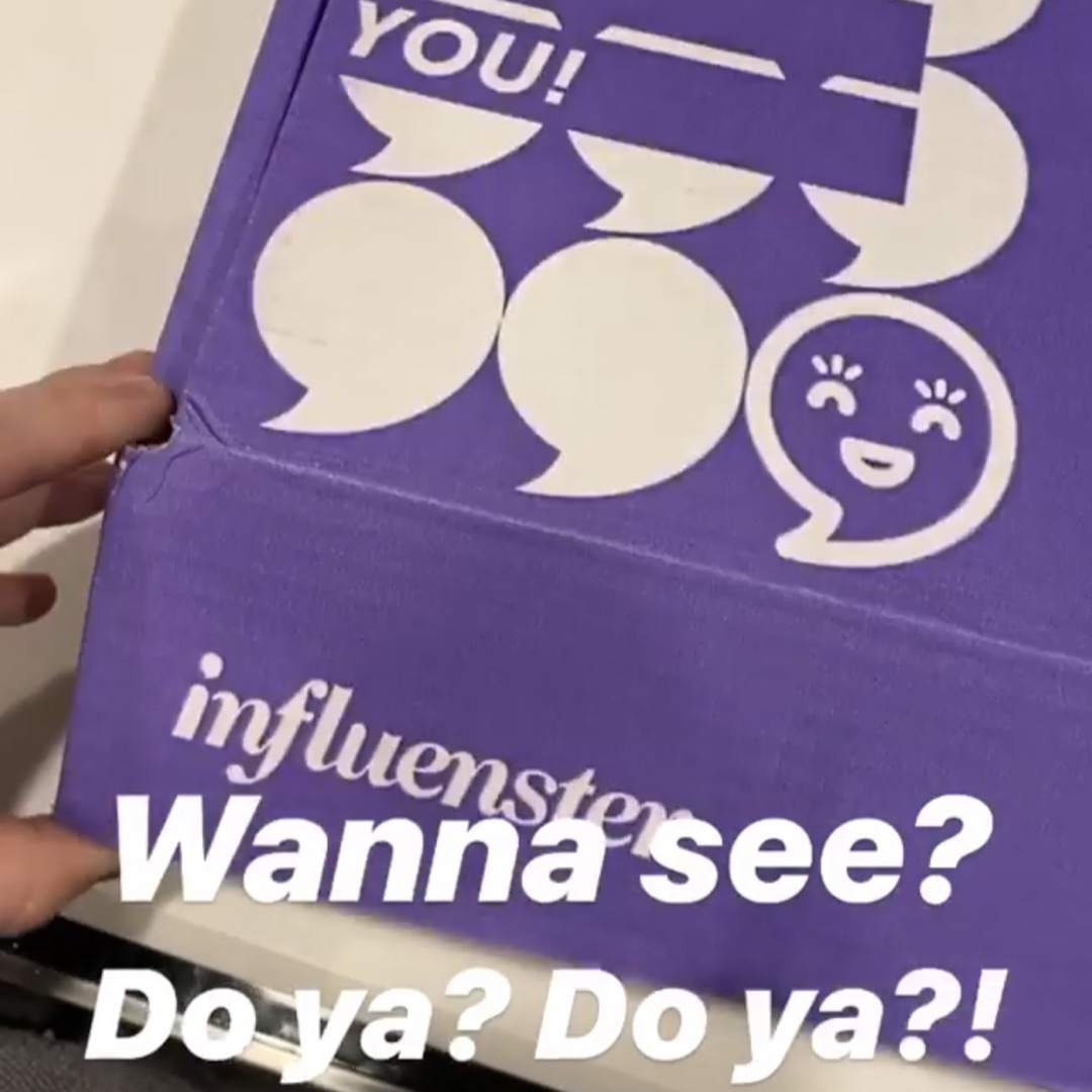 Wanna hear about what’s in my #Glowin20sVoxBox? Make sure you’re following me on Instagram! #complimentary @influenster #influenster