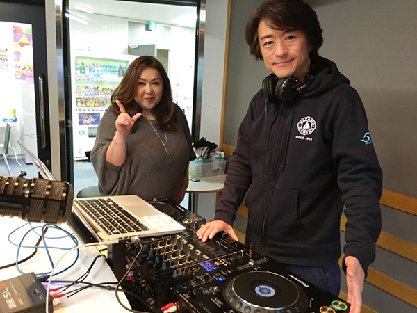 Sopromotion's tweet photo. DJ OSSHY @osshy146 ラジオ出演情報
この後15時～ InterFM897「RADIO DISCO」！
本日は16時よりKoji Nakamuraさんを迎えてお送りします。
ぜひお聴きください(^^)/
https://t.co/vmbhyPLVx3
#djosshy #disco #ディスコ #radiodisco #discotv #ディスコの日 https://t.co/xkGqLEkFfq