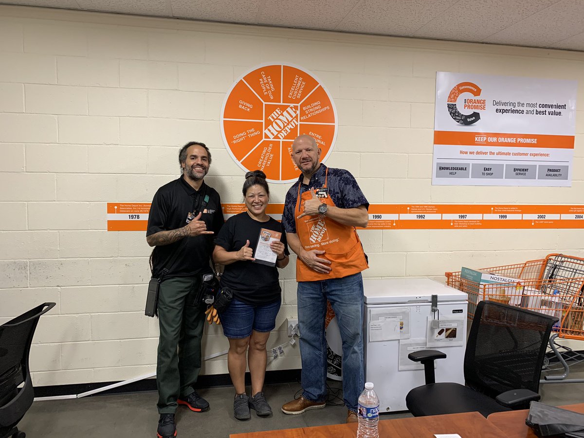 Shout out to Puni for Associate of the Month honors ! We appreciate all you do ! #met1702 #1702dueceswild #homedepotpearlcity #homedepotoahu #bitassociate #thebest #hd1702