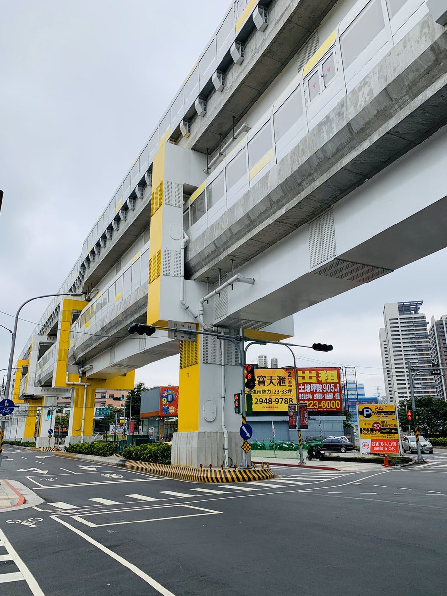 Uuganbatt's tweet image. Метроны шинэ шугам нээгдээд 4 хонож байна. #YellowLine #CircularLine #NewLine #Taipei