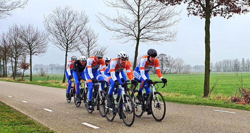 Sensa-KvkCT tweet media