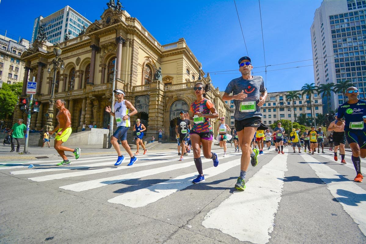 Majoyslei's tweet photo. Parabéns São Paulo pelos seus 466 anos, a cidade que nunca para. Amo correr e rever Amigos queridos que tenho nessa terra !
#saopaulo #SP466anos #twittersrun . https://t.co/l8mxvagMw1