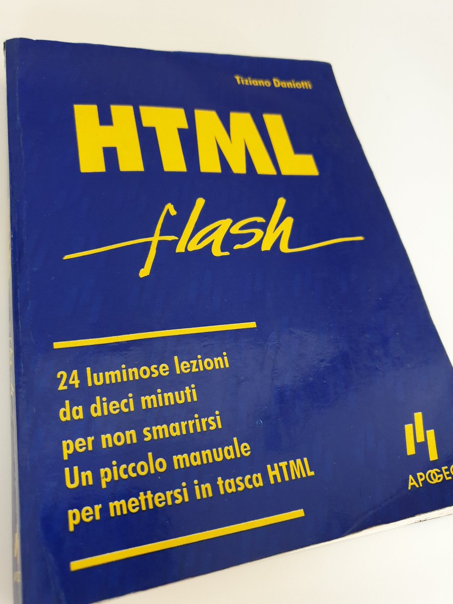 AFactotum's tweet image. I still have it! #HTML3