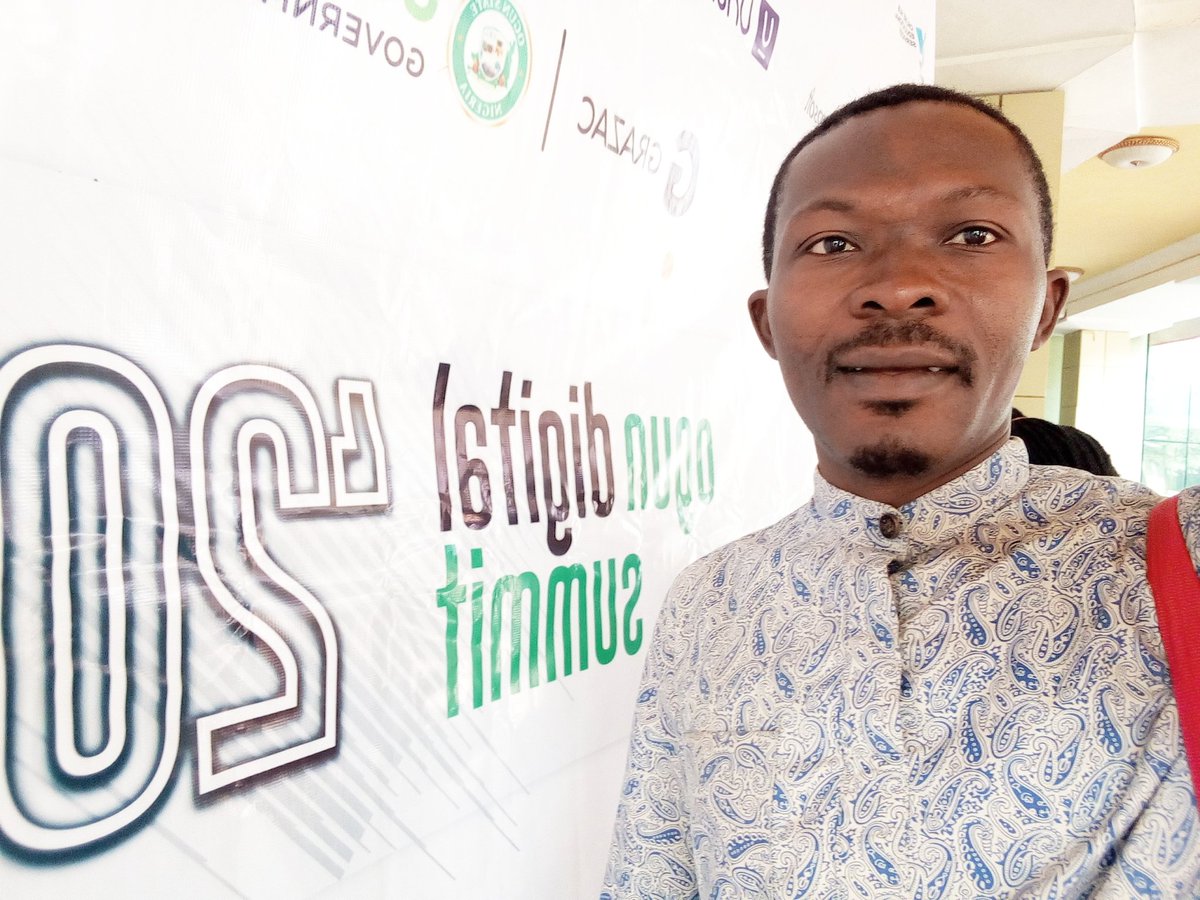 olatyculus's tweet photo. focus on research
identify gaps
gather requirements
collaborate to leverage
& come up with solutions
~ S.A to @OGSGofficial
#Tyculus @OgunDgtSummit https://t.co/nHDQoMQbCX