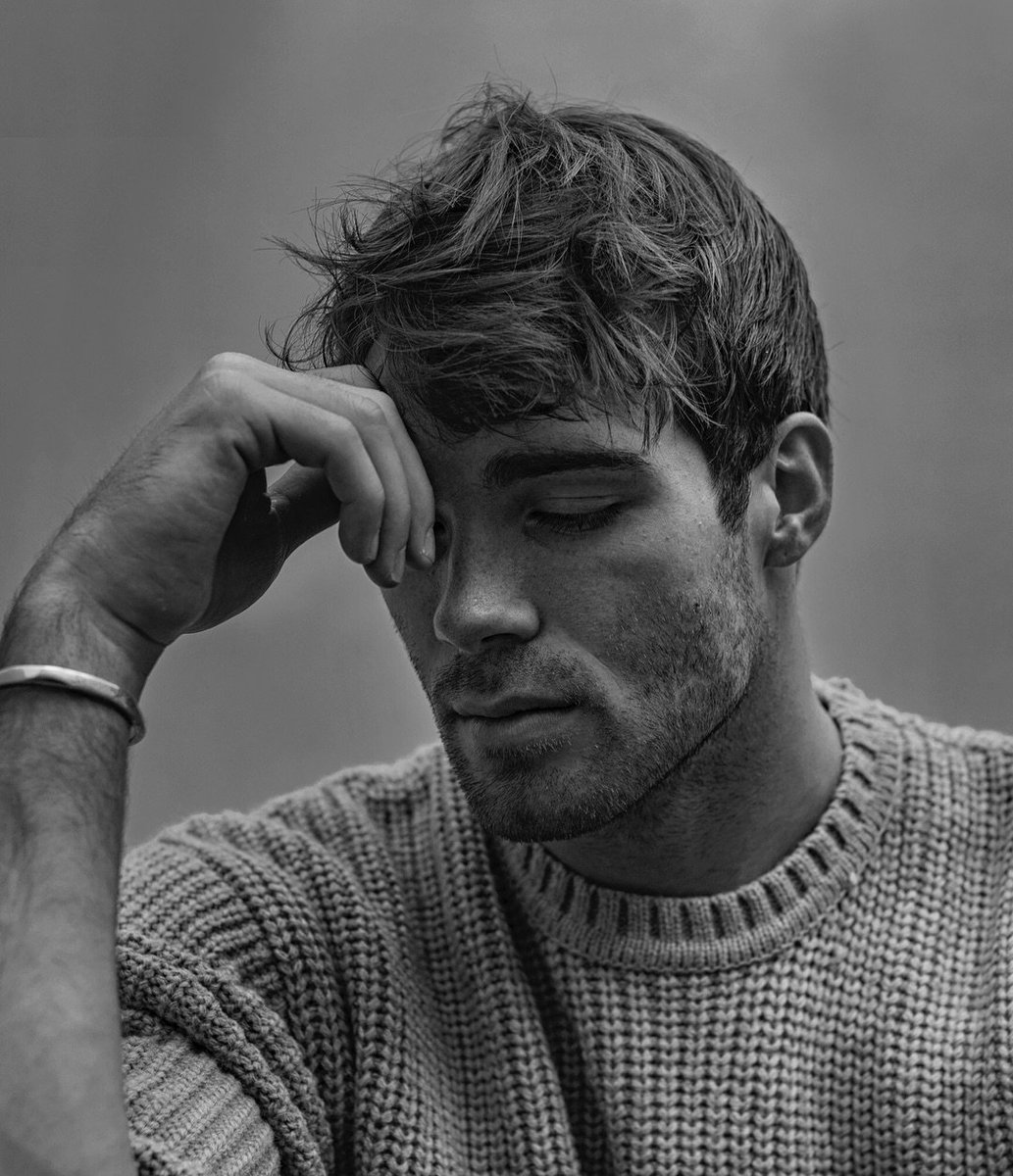 #OOC

"Say My Name"

enterprisenetwork.boards.net/thread/600/say…