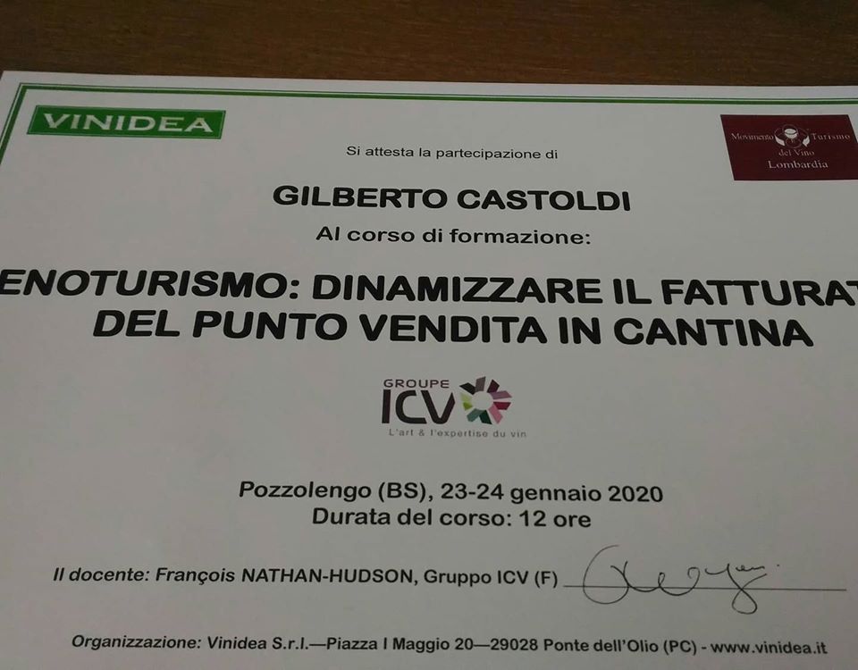 MTV_Lombardia's tweet photo. Concluso ieri il primo momento formativo 2020. La nostra Anna Botti di @tenutalavigna #ingioco #degustazione.
Bravi. #impegno #impegnoecostanza #formazione #enoturismodiqualita. Al prossimo corso. #2020 davvero una #partenzaallagrande. @ Cobue https://t.co/v1EAeSUYau