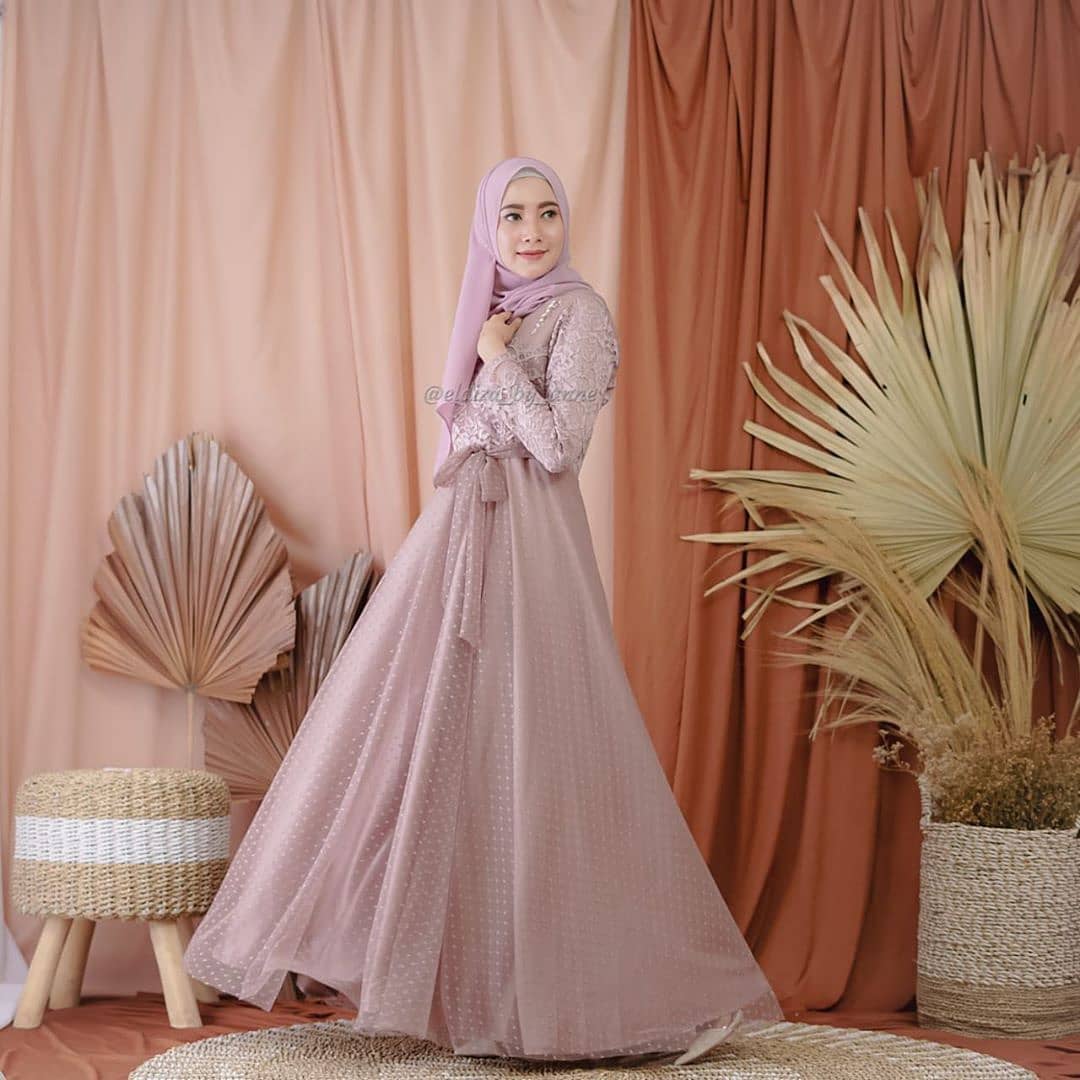 Eliza Long Dress Brokat
Bahan   : WollyCrepe Mix Brukat
One Size fit to L

IDR 145K
ORDER Bayar di Tempat Via Lazada >bit.ly/2uzA3QE