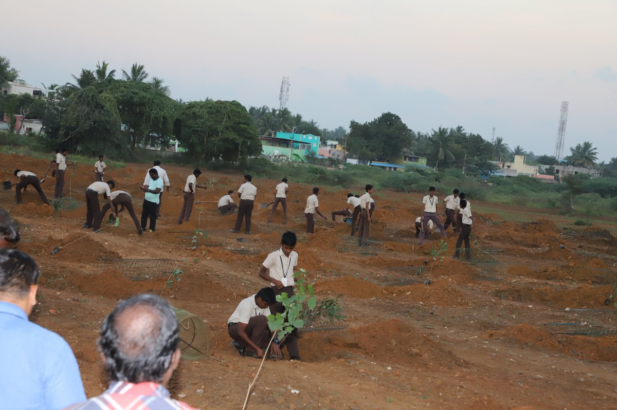 School children engaged in Tree planting exercise on 21.01.2020 as part of HVF’s initiative to promote a green environment
