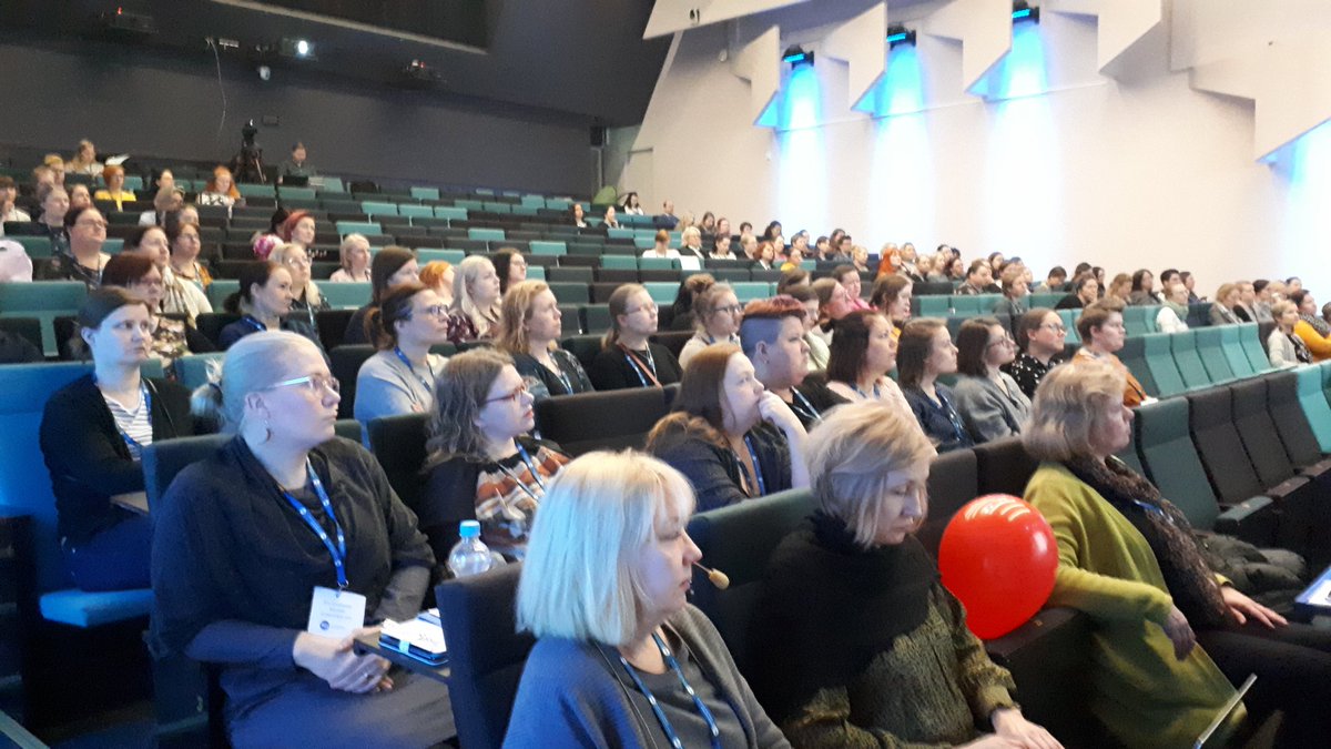 MLL_fi's tweet photo. 160 MLL-puheenjohtajaa ja varapuheenjohtajaa eri puolilta Suomea aloitti tänään noin vuoden kestävän #vapaaehtoistoiminta'n johtamiskoulutuksen. #järjestötyö #johtaminen #vapaaehtoiset https://t.co/SOJzzUcVYi
