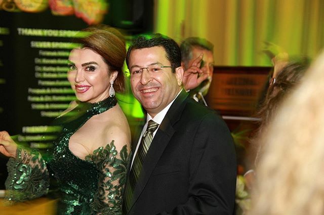 IASAzORG's tweet image. An unforgettable night with violin &amp;amp; kamanchah virtuoso, @navid_kandelousi , master musician, Vahid Shad and emcee Arshia Riahi at the iconic Grand Ballroom of the Arizona Biltmore!

#gala #blacktie #azpcc #iasaz #persiangala #persian #iraniangala #irani… ift.tt/2tOu1Mb