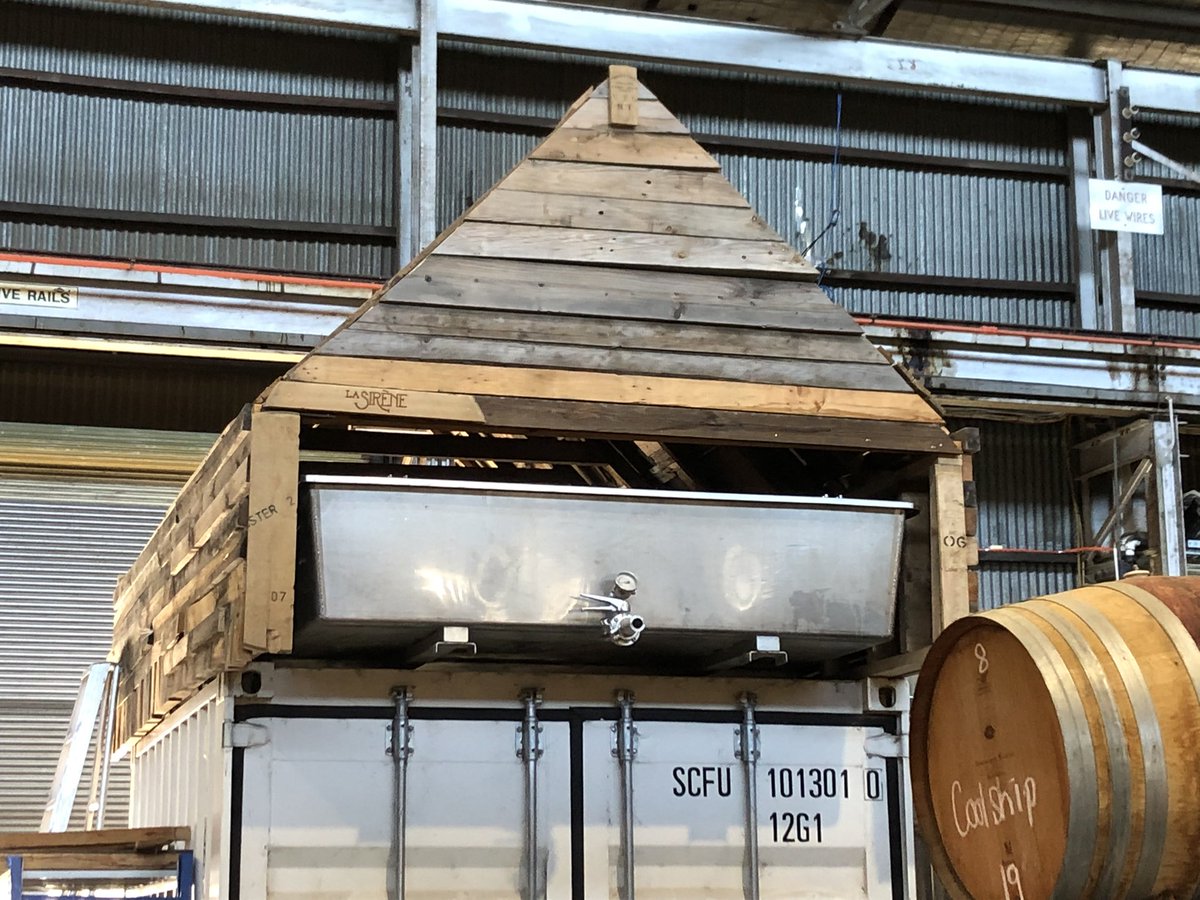 Brucekoalaandco's tweet photo. Great day to visit @lasirenebrewing cellar door, taste the amazing beers & see the production area. Got a couple to take home๐จ๐บ๐ถ#boysdayout #beerbros #craftbeer #lasirenebrewing #koalitybrew https://t.co/ufz5gP1jiK