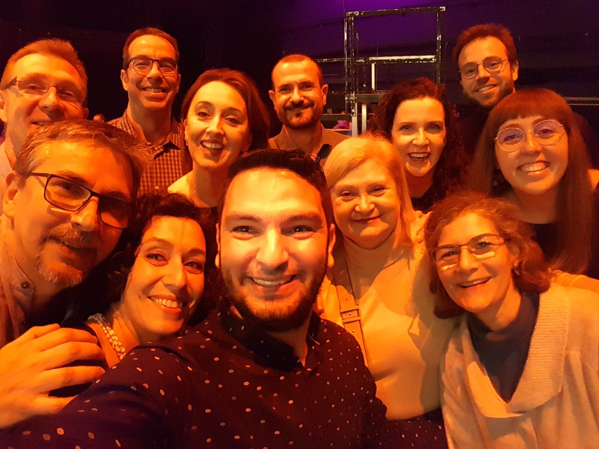 GuillemGCA's tweet photo. Anit, festa presentació de la XXXIVa Temporada d'Òpera al @teatreprincipal, amb #Loopera una fusió de clàssics operístics d'aquesta temporada amb música electrònica. Vos esperam a #Carmen, #LuciaDiLamemoor i #LaFlautaMàgica! #ElPrincipalDeTothom https://t.co/uxq1nCeLr9