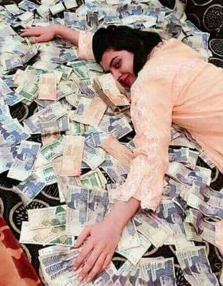 Stop selling #MeriBetiMeraGarv 

Fraud women are misusing law and children to extract #Alimony and #Maintanance 

#CorruptJudiciary become agent for the #LegalExtortion