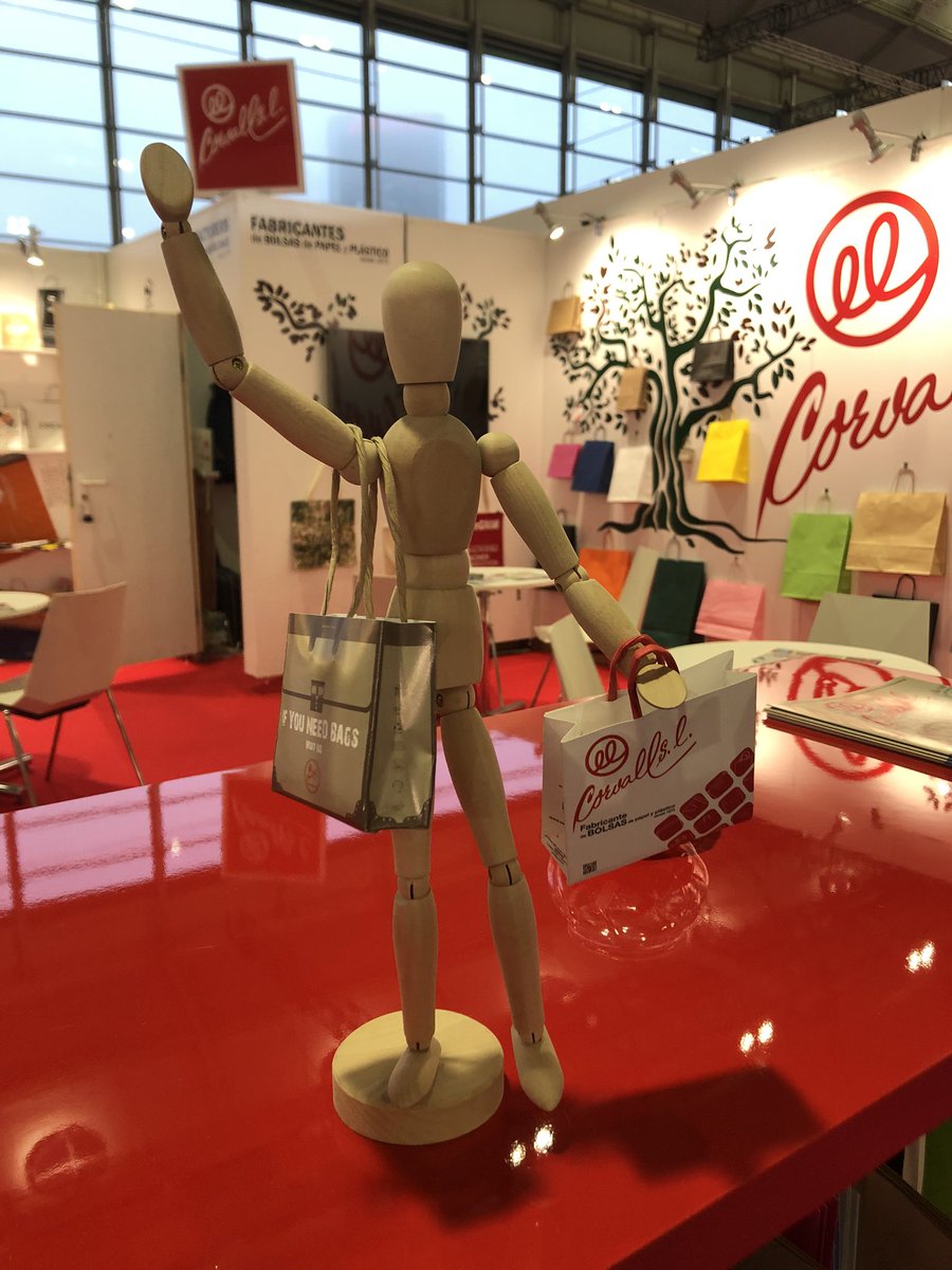 Corvall_bolsas's tweet photo. A punto para mostrar nuestras #bolsasecologicas al mundo #paperworld #Packaging #paperbags #corvall https://t.co/NdS3hPZOQq