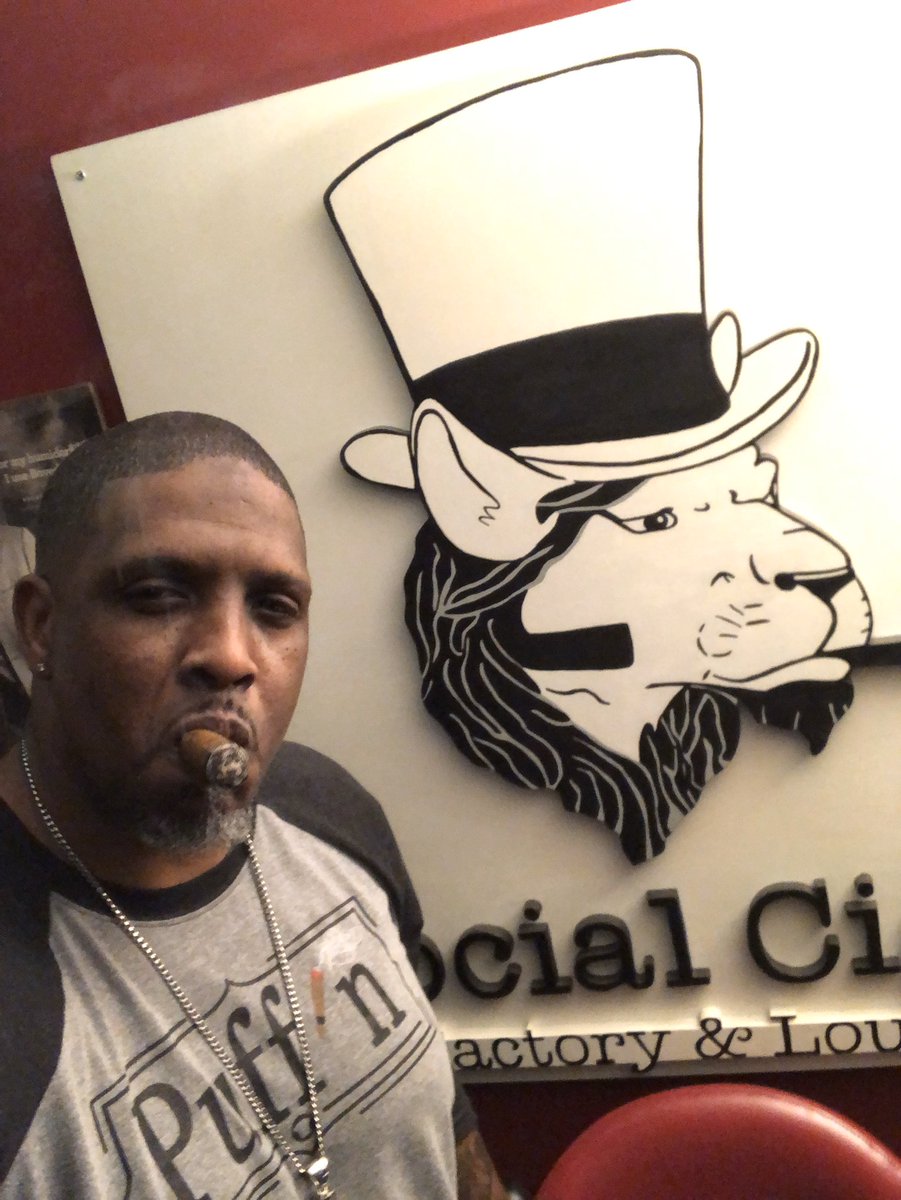 puffncigartees's tweet photo. Puff’n is what we Do...💭💭🥃 #Cigar #cigarlife #cigarapparel https://t.co/e82iOS6Pa4 https://t.co/3e45YQq6lK