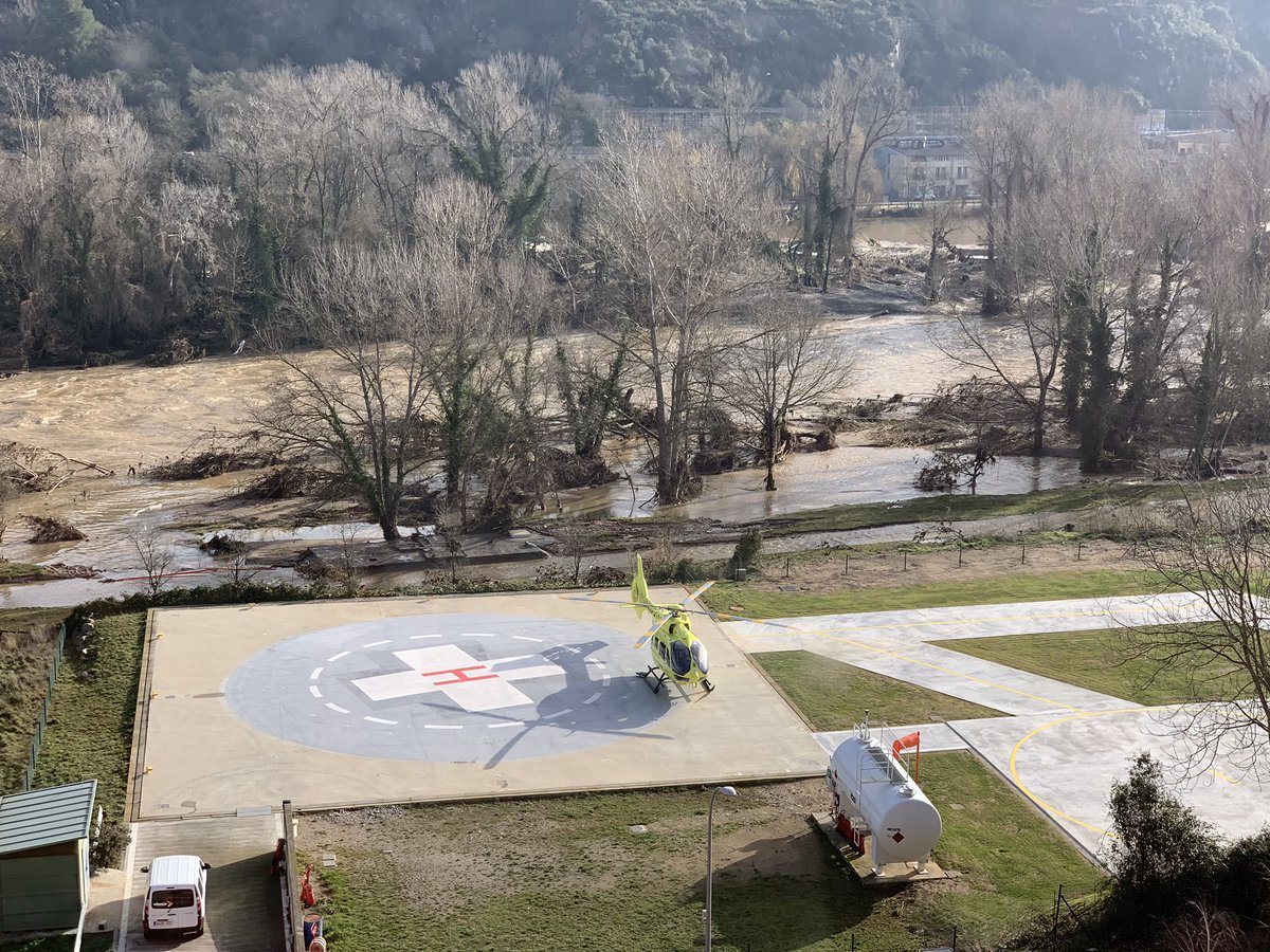 ZenoSpiritDj's tweet photo. Esto es lo que ayer se podía ver desde el @htrueta en la zona de los helipuertos donde pasa muy cerca el #riuter #gloriastorm #Girona #afectaciones #desbordamiento @mossos @bomberscat @emergenciescat https://t.co/73ugpEPhKm