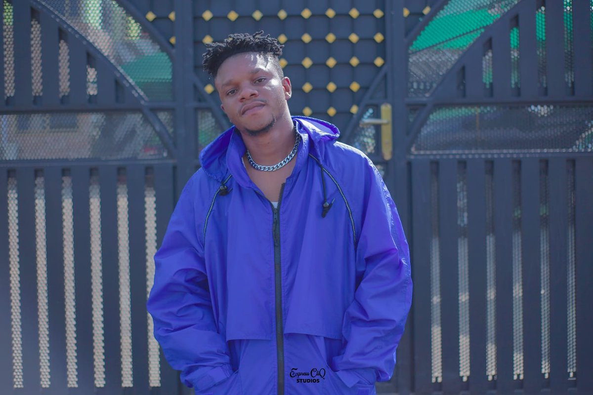 QwesiFlexMusic's tweet photo. The battle is not for the weak... Keep grinding ๐๐ช๐ฅ
#ManInABoy
#ChopLife
#Seeeee_Dat https://t.co/9IEmZtN5VG