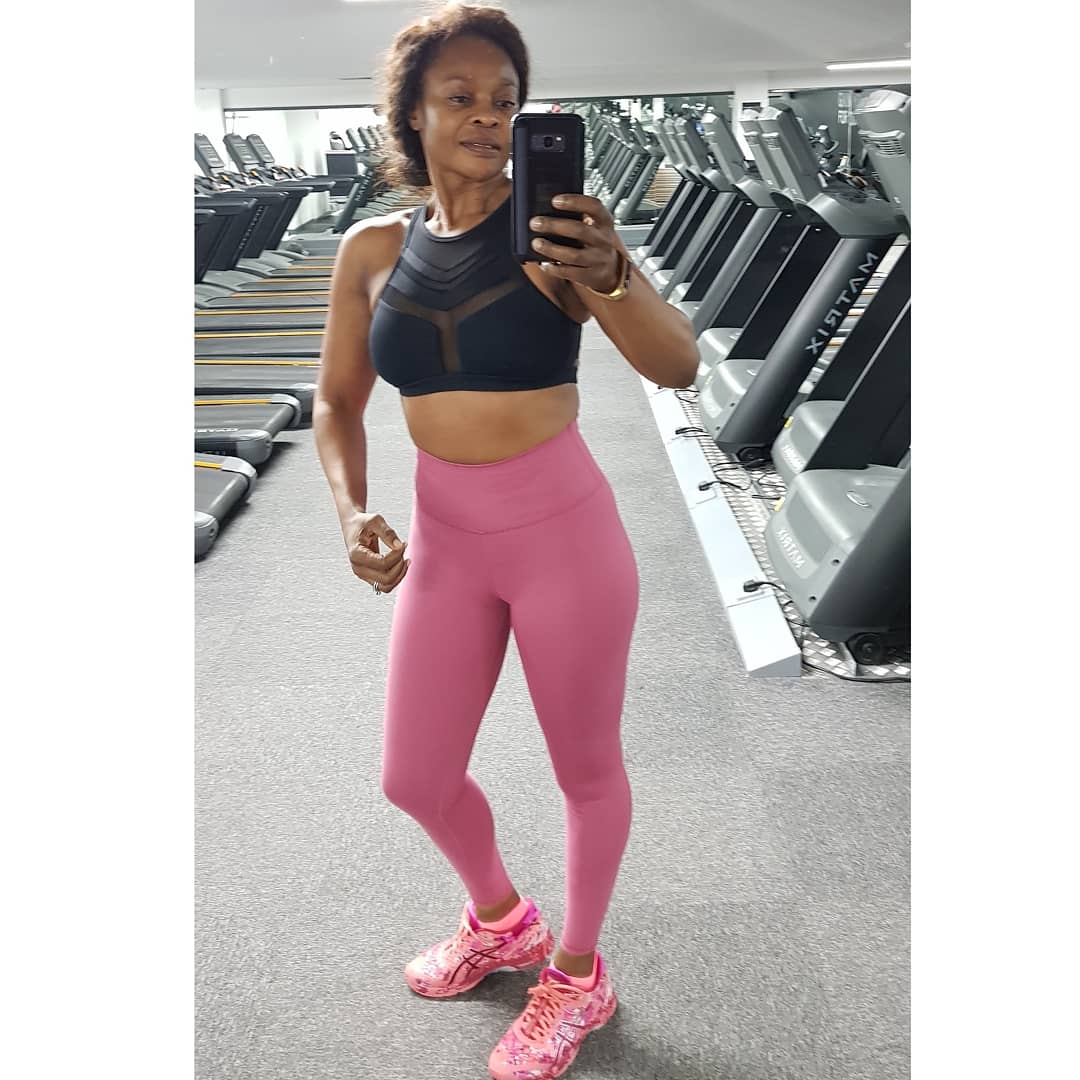 BodyByCathy's tweet photo. I still have a long way to go. But I'm already so far from where I used to be, and I'm proud of that.
#dontbeashamedofyourstory
#beproudofyourprogress #obesetobikinicompetitor #celebrateyouraccomplishments👏🏾 #success #transformationsaturday #bodybuilding #bodygoals🔥 https://t.co/M5GU4EbFPO