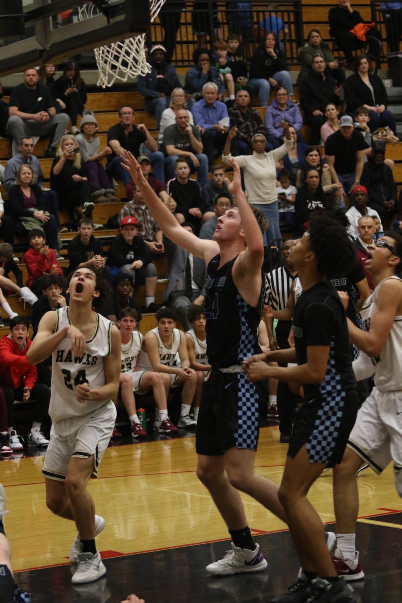 SRHSsquawk's tweet image. .@SRHS_Basketball brought it to within two in the final quarter, but ultimately fell short, losing 63-53 in an exciting conference home game against @Maverick_Hoops. #opreps