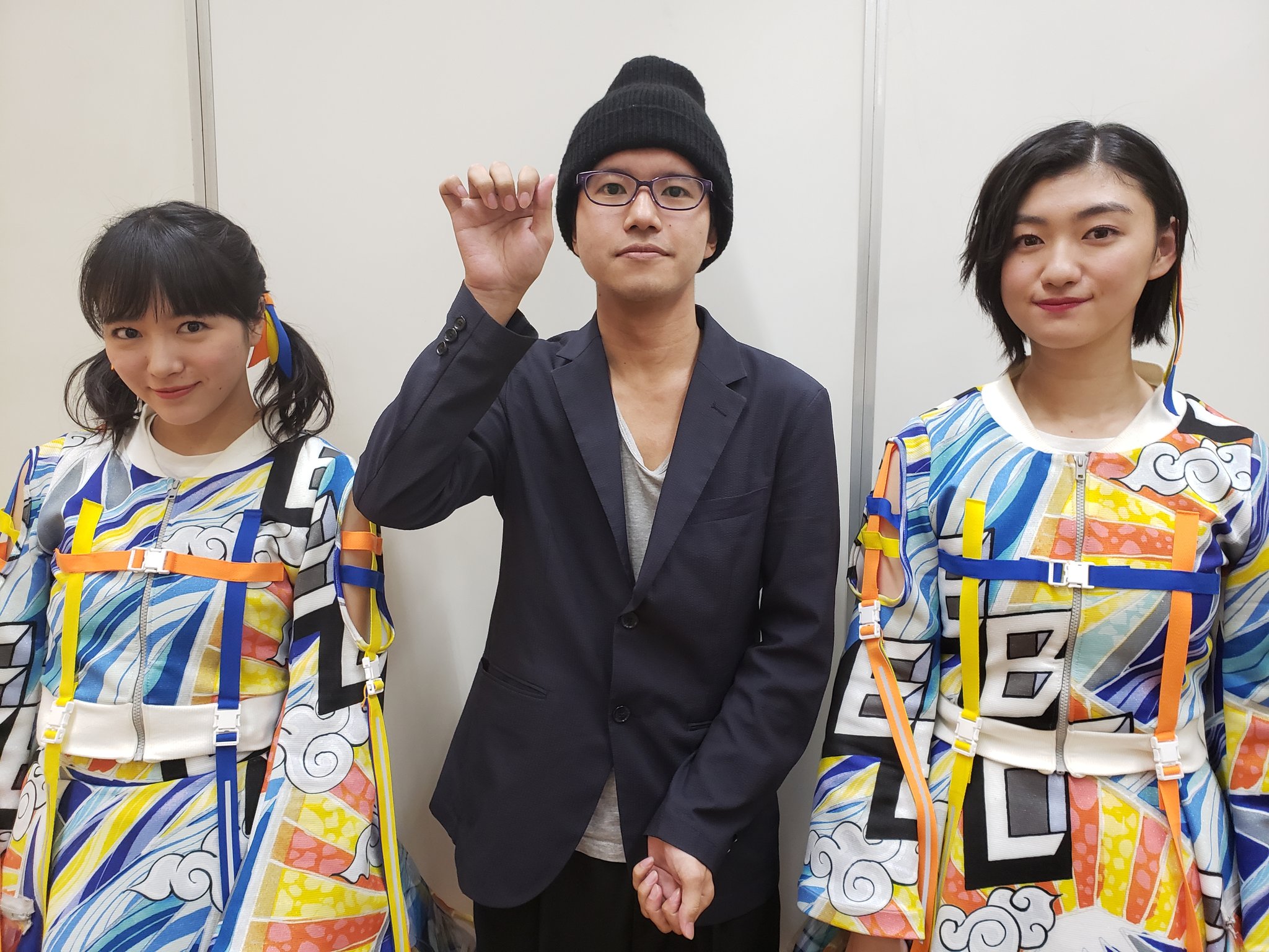 みずっち 俺の藤井14の終演後に会場で貰ったかほりこ加入のチラシのコスプレです 欲を言えばかほりこの位置を逆にして欲しかった 私立恵比寿中学 小林歌穂 中山莉子 かほりこ T Co Brzibrfjnl Twitter