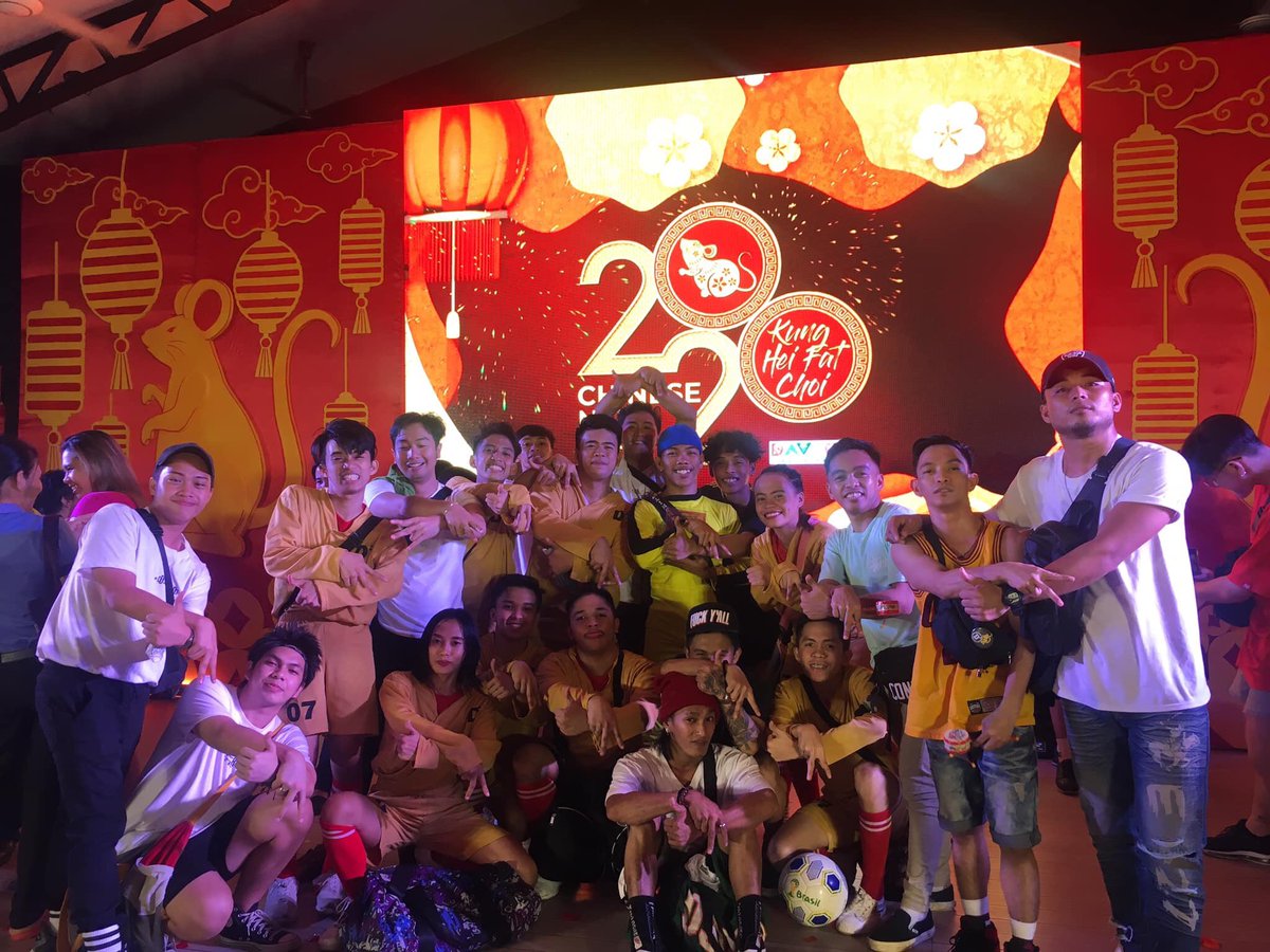 DsquaredCom's tweet photo. Your 2020 Chinese New Year
Dance Competition 2nd Place 🎉🎊
DSQUARED ROOKIES 🔥
#DsquaredRookies
#DsquaredCommunity https://t.co/bNKDMay7m8