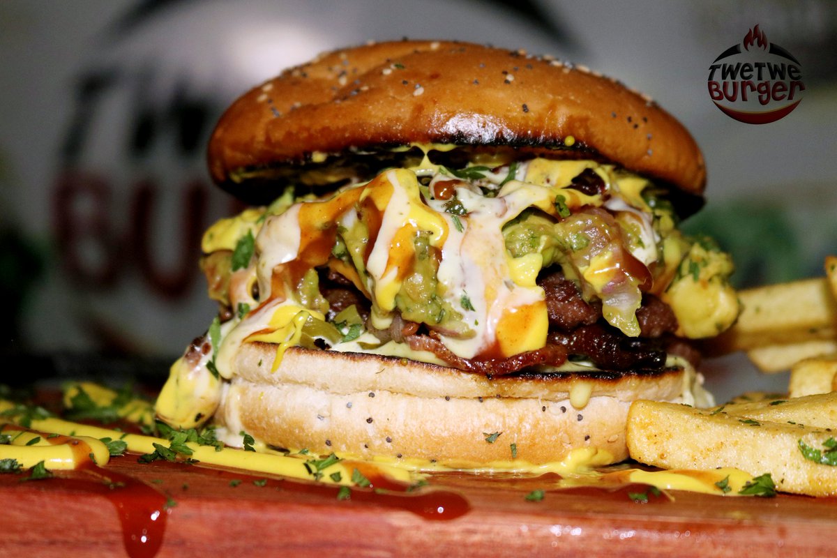 TwetweB's tweet photo. THE NEW TWETWE HANGOVER KILLER BURGER FULL OF GOODNESS INTENSE FLAVORS WE ALL ABOUT STREET FOOD AND THATS THE REASON WHY OUR BURGERS ARE ZAMBIA'S #1.

WHEN YOU THINK OF A BURGER THINK OF THE TWETWE BURGER THA LIP SMACKING BURGER FRESHLY PREPARED JUST FOR YOU !!! https://t.co/oWjwEaKYo5