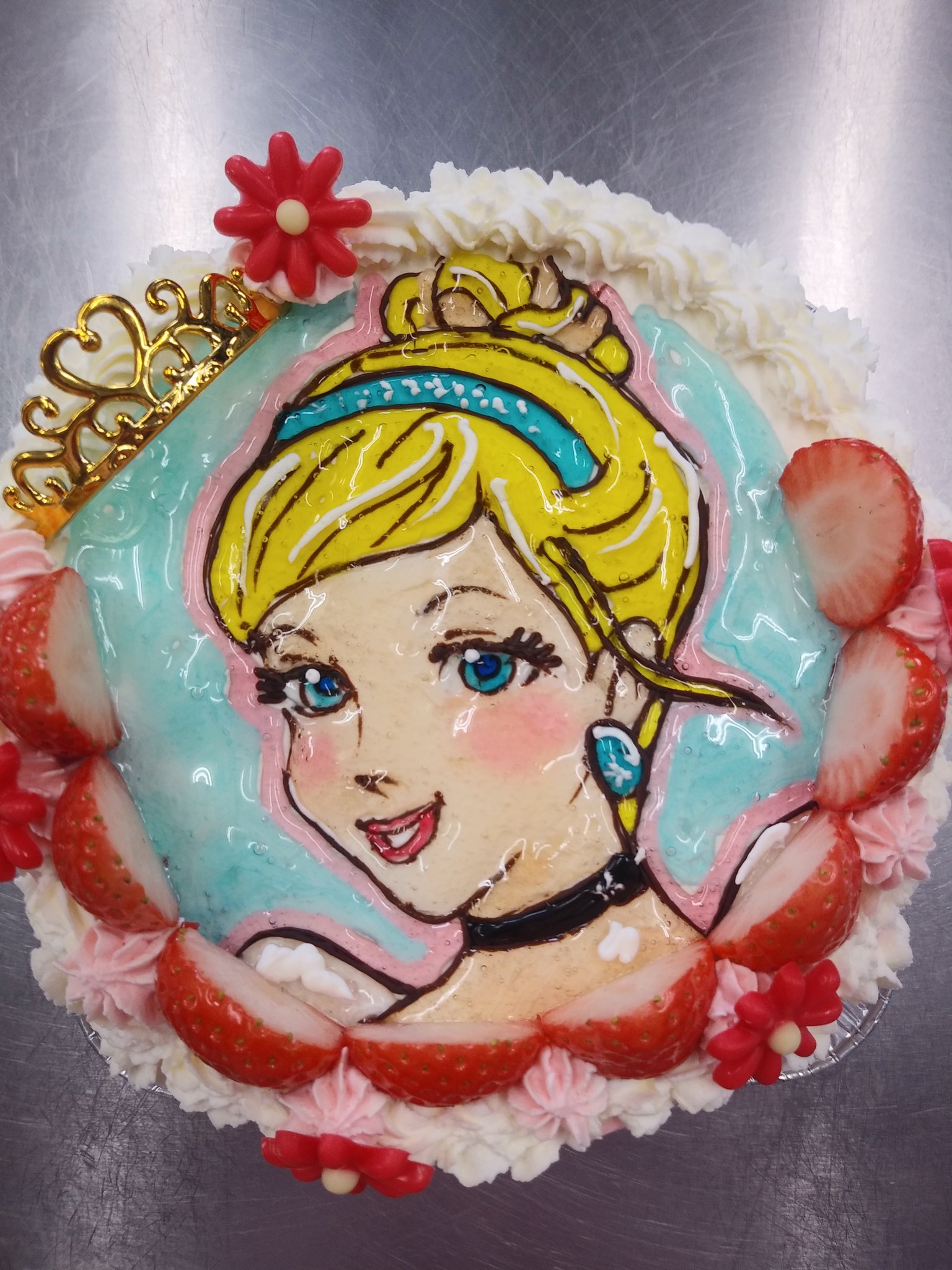 تويتر パパは ケーキ屋 على تويتر ディズニープリンセス シンデレラの イラストデコレーションケーキ です T Co Nahblfy0d8