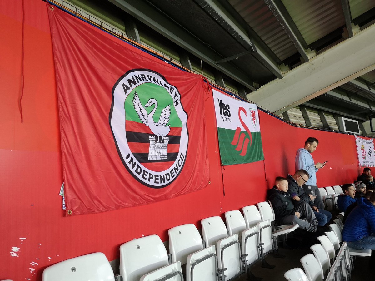 mrflag's tweet photo. Get your 5x3ft Footy Flag for just £39. Includes artwork &amp; fire certificate. Choice of sizes. Choice of fittings at no extra charge. Email info@mrflag.com or buy online at https://t.co/EumVLMqfMP 

Top rated Welsh flag brand (4.9/5 on Trustpilot)

#fanflag #footyflag #properjob https://t.co/gqyr9VjO8F
