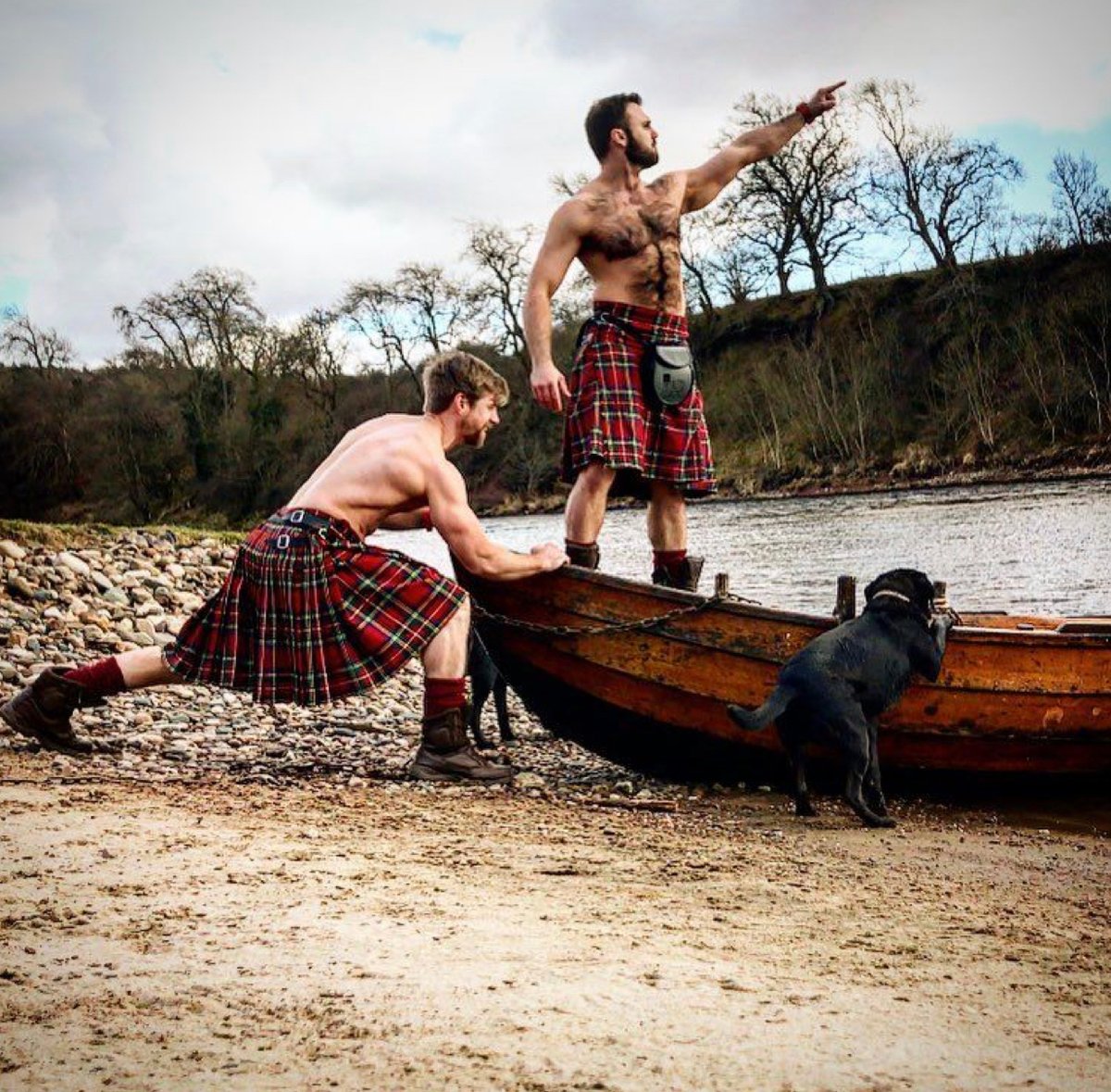 Saturday Fixture.

Kilts ✔️
Beards ✔️
Boots ✔️
Sporrans ✔️
Socks ✔️
Dog ✔️
Boat ✔️

Never knowingly overdressed @thekiltedcoaches are always ready for action and adventure. Just take the essentials. That’s the spirit!

Carry on gentlemen. 

🏴󠁧󠁢󠁳󠁣󠁴󠁿💪🏻🐶🥃

#kiltedcoaches