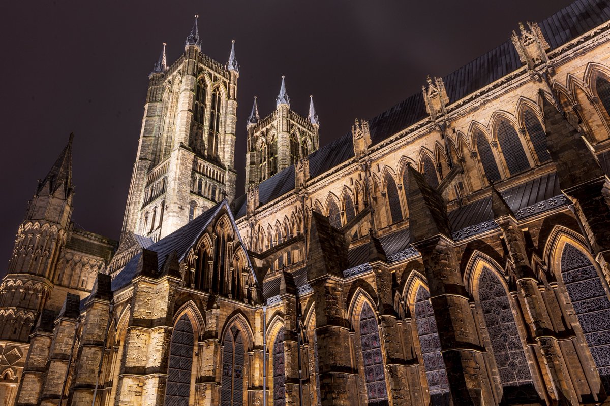 What's not to love  #lovelincoln #lincoln #visitlincoln #lincolncathedral #nikon #nikonphotography #nightscape #landscape #longexposure #thephotohour
All available framed or on canvas 📸

andrewscott.smugmug.com