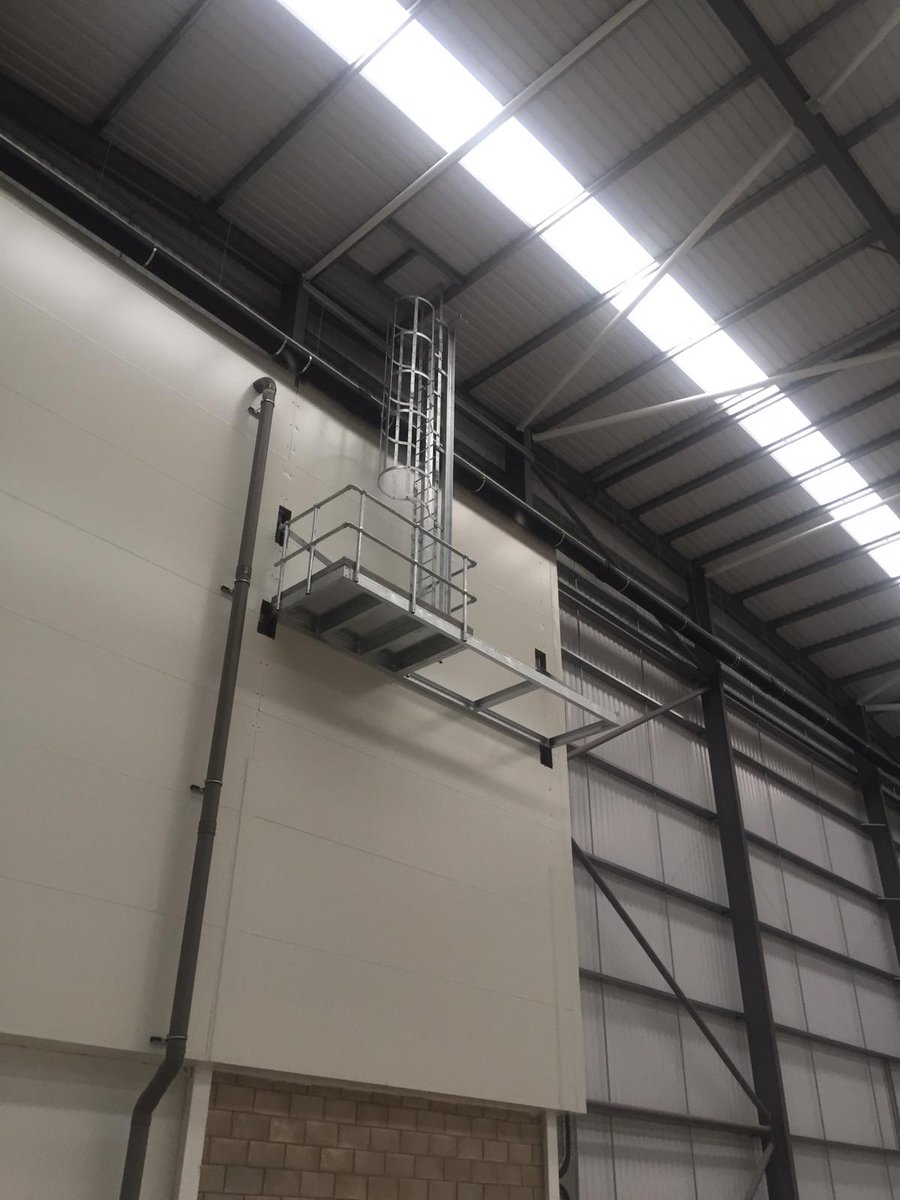 morrisfabs's tweet photo. Access ladder and platform in Tamworth https://t.co/RmVHdN7xHd