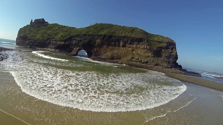 Another INSIDER TIP for those considering visiting South Africa in 2020, make sure you visit the incredible Coffee Bay! Check this out:
business.facebook.com/southafrica101…
#SouthAfrica #MustSee #BUCKETLIST #traveldeals