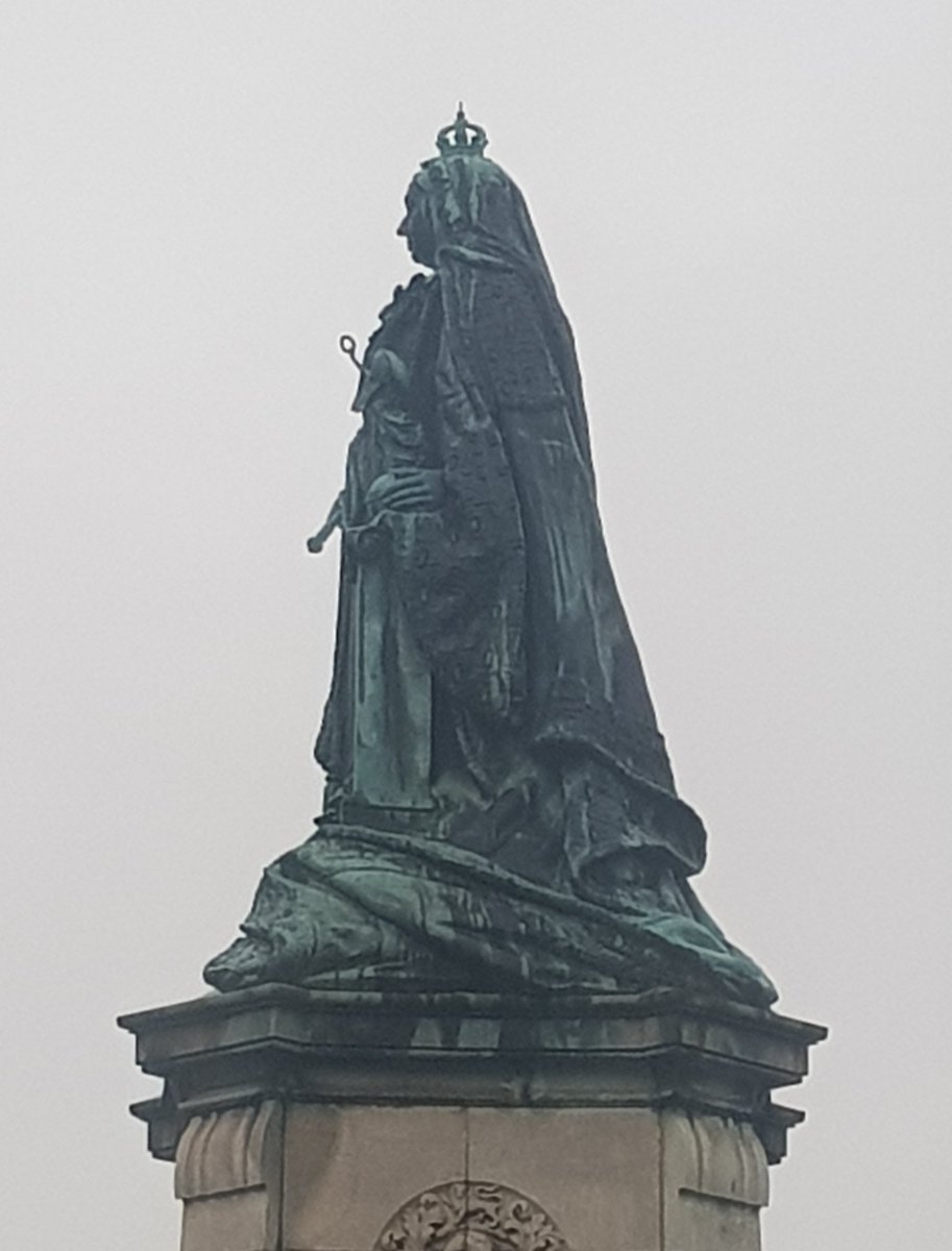 arteriashop's tweet image. Vic's Profile Pic

#SideOn
#DaltonSquare
#Lancaster

😁