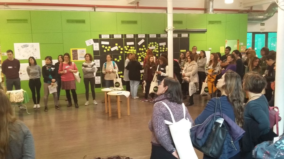 Eponine77's tweet photo. #edcamp03 Compartim i visualitzem el 0-3. #el03hies https://t.co/KgcsaUGXNN