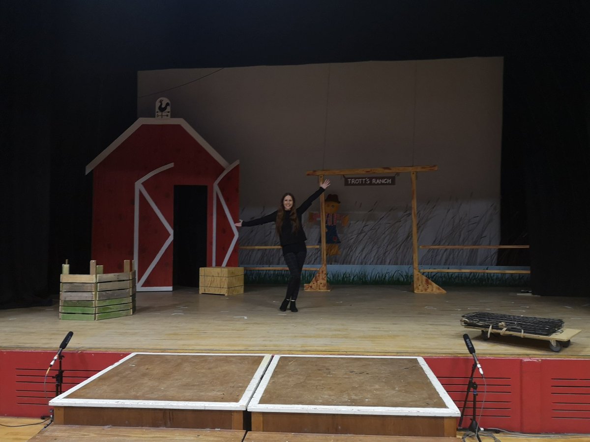 Just waiting for the kids to start our first run of Jack and the Beanstalk! #panto #actingschool #youththeatre