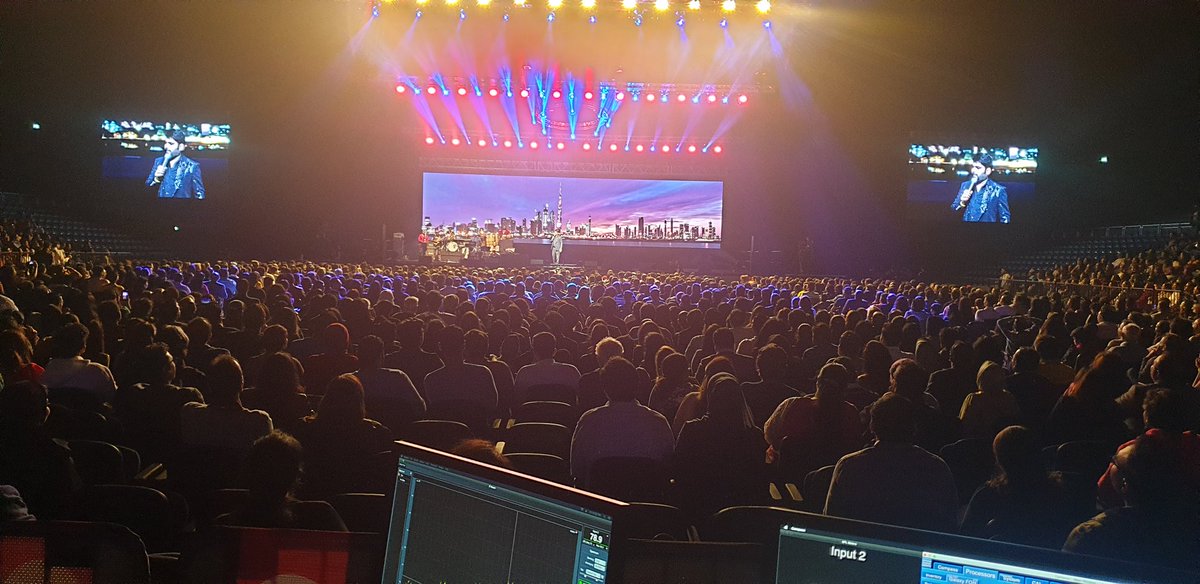 almostbharat's tweet photo. Thank you Dubai for all the love..!! #kapilsharmalive #dubai @KapilSharmaK9 @kikusharda @Krushna_KAS @bharti_lalli @haanjichandan @sumona24 @GoswamiAnukalp @InkMan_Arora @RajivThakur009 https://t.co/AWWvgXhOik