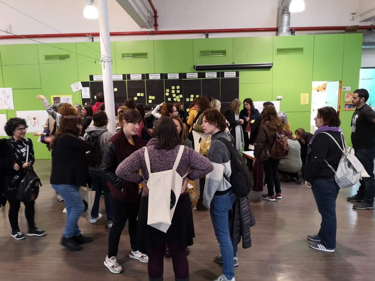 albera_mobles's tweet photo. A l'EBM La Filadora, avui s'esta portant a terme #edcamp03.
@albera_mobles hem col•laborat amb @edcampCAT.
A gaudir de la jornada!! https://t.co/pzbdvw4WaM
