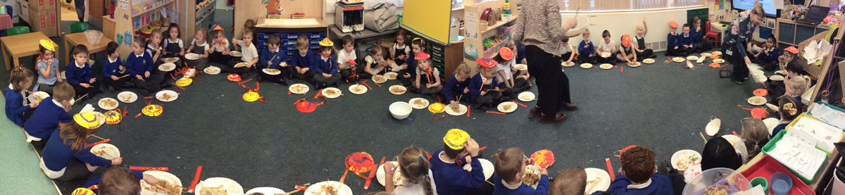 battyefordEY's tweet photo. Reception children enjoying Chinese New Year celebrations 🎊 @Battyeford https://t.co/OV097pam9q