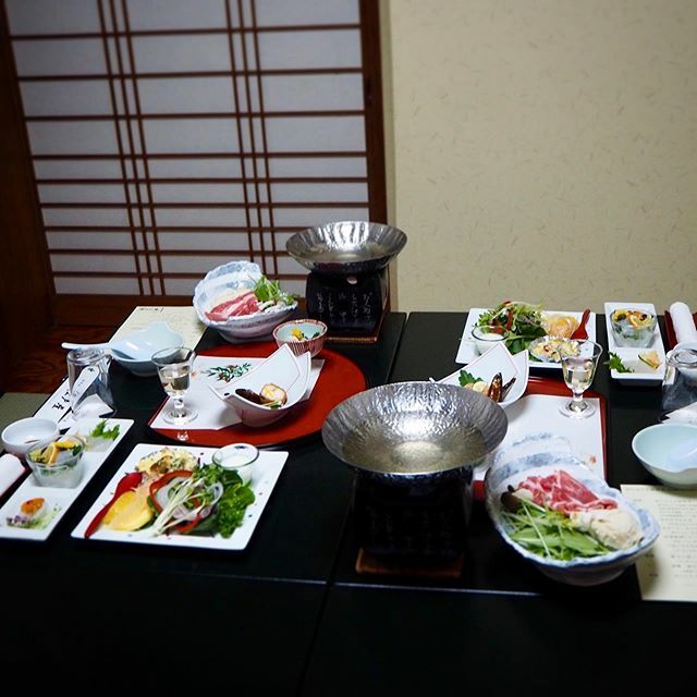 2983edoya's tweet photo. #筑波山江戸屋  #夕食　#創作和食　#冬メニュー は　2/3(月) までのご案内です☺️ そのあとは#梅メニュー　でご用意いたします🌸
#tsukubasanedoya  #tsukubasan #mttsukuba #筑波山　#茨城県　#いばらき　#ibarak #旅館 https://t.co/AQBYf4a4w3 https://t.co/JVxLIYUb6a