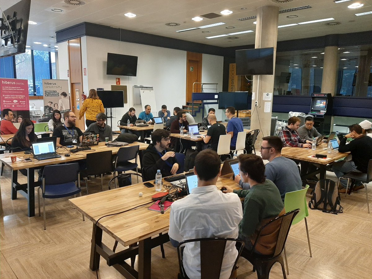 Ya estamos dándole caña a la #ContributionWeekend #Drupal y todavía faltan gente por llegar¡!  en #somoshiberus #Zaragoza #aed <a href="/DrupalAED/">Asociación Drupal</a> <a href="/drupal/">Drupal</a> <a href="/drupal/">Drupal</a>
