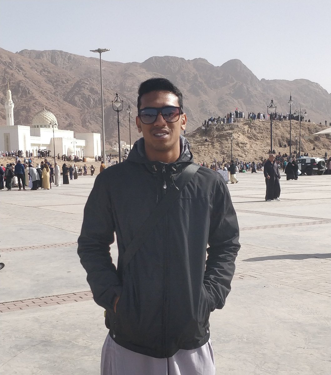 AmeerMuizuddin's tweet photo. ساكيت اورت بلاكڠ https://t.co/7739OPg6pX