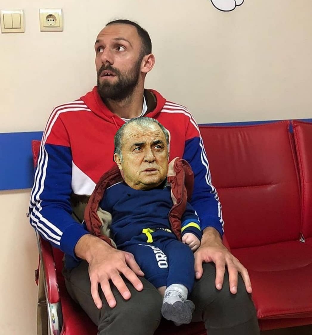 NSmac's tweet photo. Babası'nın kızı fatoş 😅😅😅
#ElemanTerim https://t.co/3x0T2JSZVI