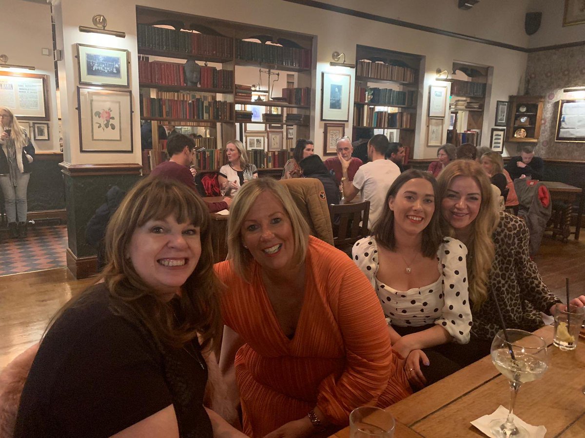 tracy_iles's tweet photo. #teamCSSS #fizzfriday #workfriendships #outofuniform #socialising strengthens your team, builds bonds and increases morale. Each one proud to be a member of @TheChristieNHS team. https://t.co/LSfFDbhM0r