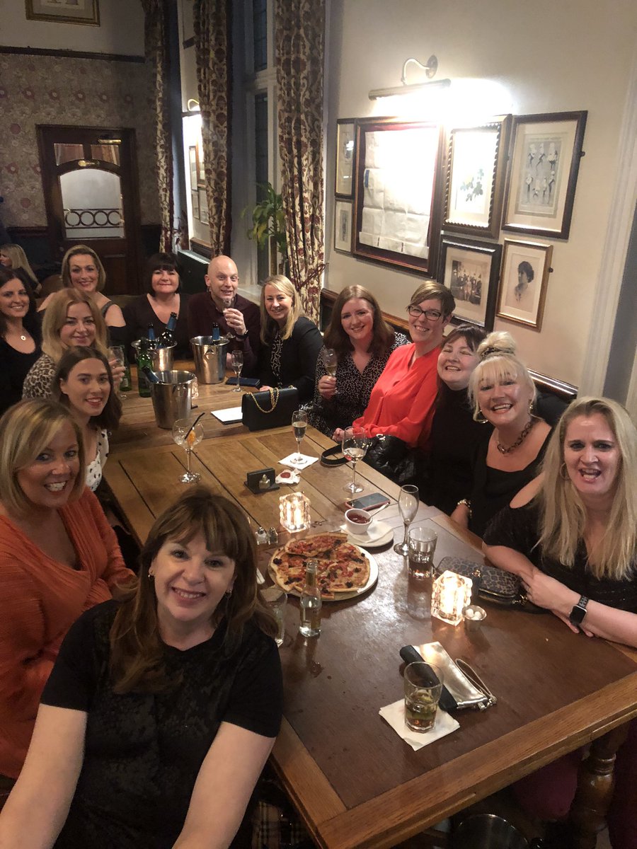 tracy_iles's tweet photo. #teamCSSS #fizzfriday #workfriendships #outofuniform #socialising strengthens your team, builds bonds and increases morale. Each one proud to be a member of @TheChristieNHS team. https://t.co/LSfFDbhM0r