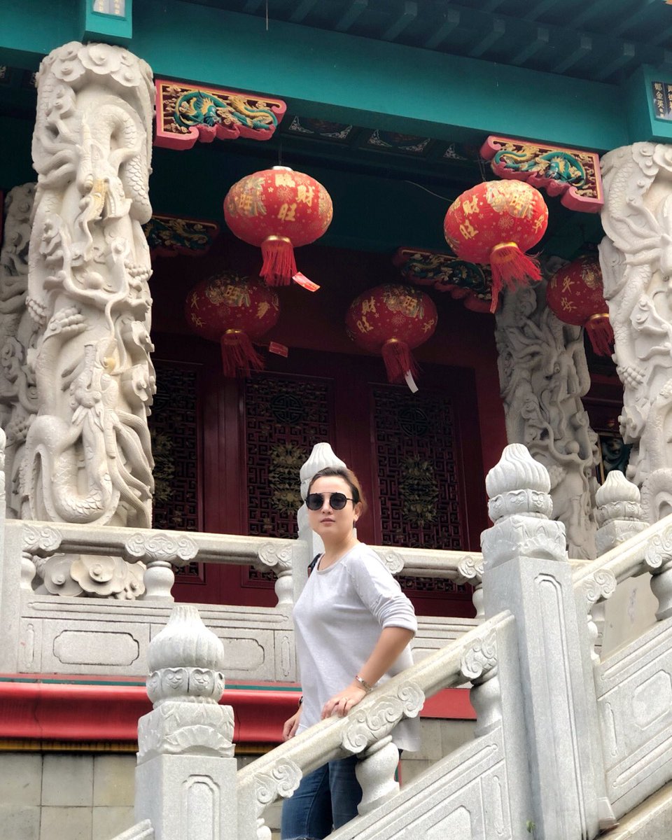 filozofyolu's tweet photo. Happy Lunar New Year 2020 !! I hope the new year holds many wonderful opportunities and experiences for you #CNY2020 #ChineseNewYear2020 #djdevina https://t.co/Yqt1n7rVRQ